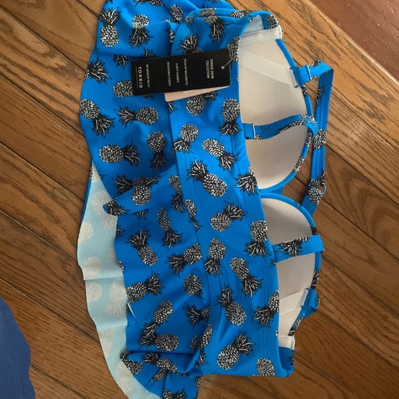 As Is - Picture 3 of 3